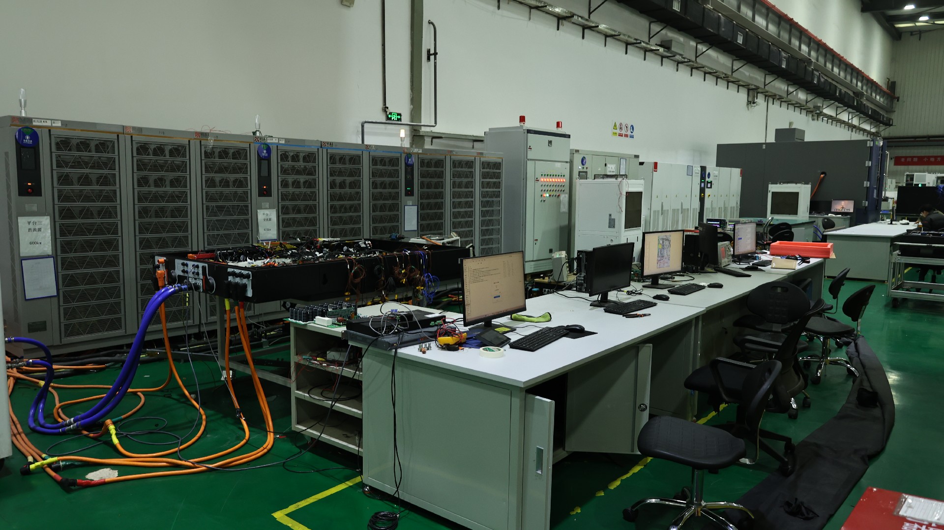 鑫良佳邦研发实验室